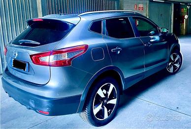  Nissan qashqai 2017 grigio