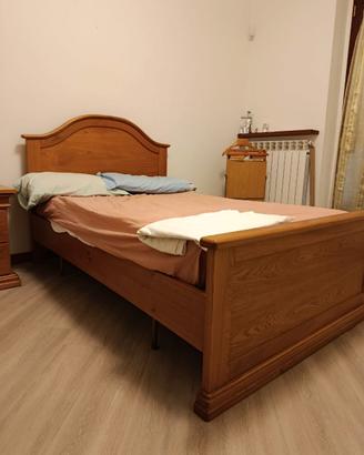 Letto da una piazza e mezza con comodino