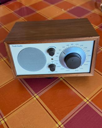 Radio Tivoli Model One