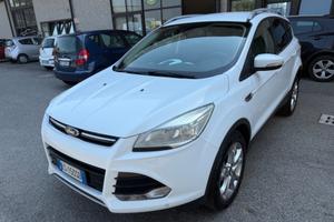 Ford Kuga 2.0 TDCI 140 CV 4WD Titanium