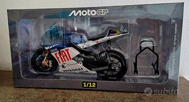 Yamaha MotoGP Valentino Rossi 1/12