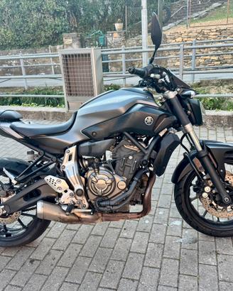 Yamaha MT-07 anno 2015