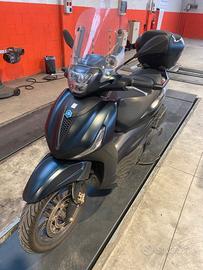 Piaggio beverly 400 hpe