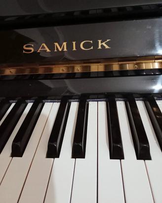 Pianoforte verticale nero Lucido 