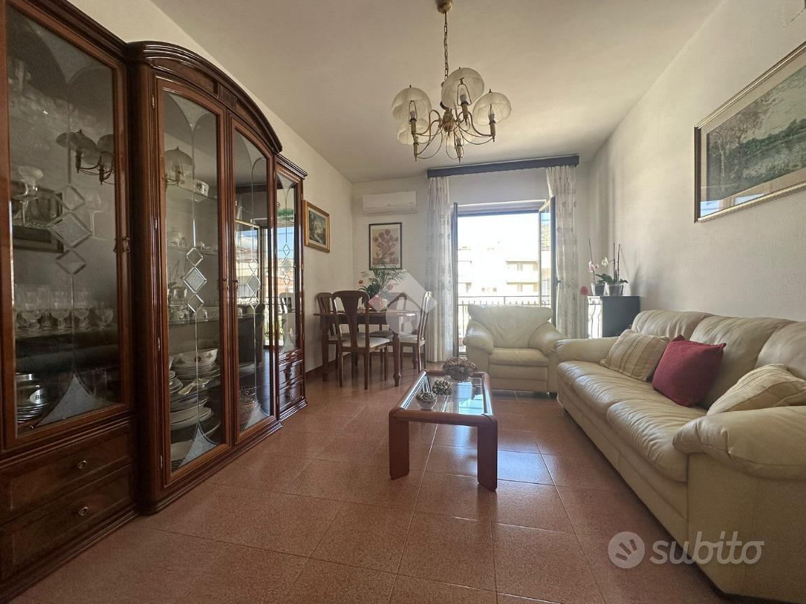4 LOCALI A TREBISACCE - Vista 2