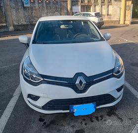 renault clio 900