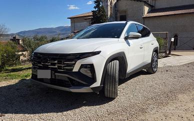 HYUNDAI TUCSON FULL HYBRID