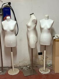 N 3 manichini espositivi