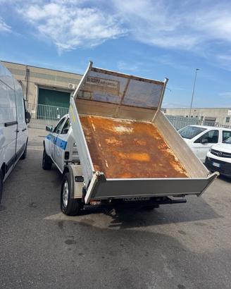 Tata doppia cabina ribaltabile 4x4