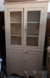 Credenza in legno massello
