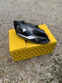 Faro polo 5 (6R) destro