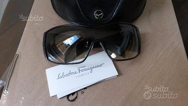 A Occhiali da sole FERRAGAMO - RAY BAN - BASILE