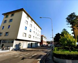 Appartamento a Prato, 5 locali