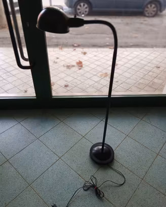 Lampada a piantana