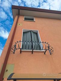 Portafiori in ferro