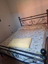 struttura in ferro per letto matrimoniale 