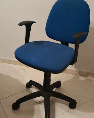 Poltrona per ufficio con rotelle