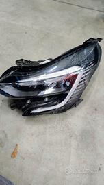 fanale anteriore sinistro full led Captur 2020