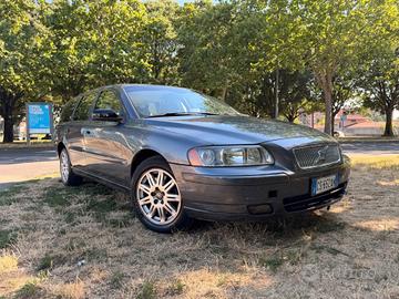 Volvo V70 2.4 D5 20V cat AWD Summum *AUTOMATICA*