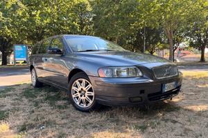 Volvo V70 2.4 D5 20V cat AWD Summum *AUTOMATICA*