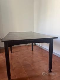Tavolo allungabile