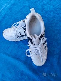 Sneakers/pattini a rotelle n 40