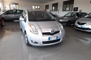 Toyota Yaris 1.0 5 porte Now