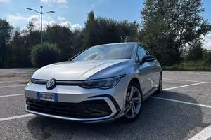 Volkswagen Golf VIII R-line