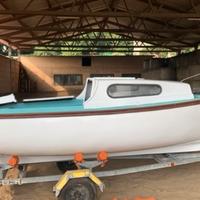 Barca, carrello, motore 10hp