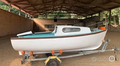 Barca, carrello, motore 10hp