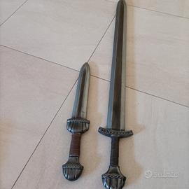 Gioco spade in gomma