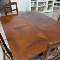 tavolo in noce massello con 4 sedie