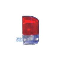 FANALE DESTRO PER NISSAN PATROL Y60 ST.WAGON 93-97