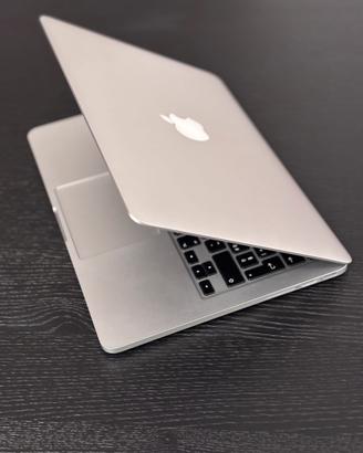 MacBook Pro Retina 13” Apple, modello 2015