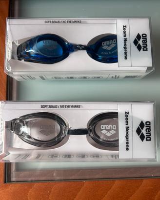 Occhialini da nuoto adulto nuovo