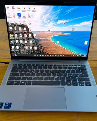 Lenovo IdeaPad Slim 5 14" ilntel 7 ultra