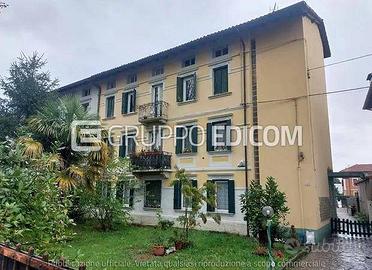 Immobile in asta di 133 m² con 4 locali e box auto