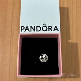 Charm Pandora Iniziale Nome Lettera O