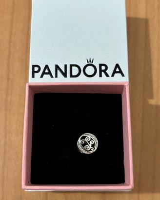 Charm Pandora Iniziale Nome Lettera O