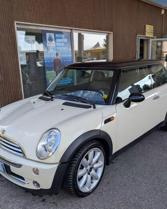 MINI Cooper 1.6 Benzina 115 CV - Tetto Panoramico