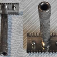Rasoio di sicurezza e pennello da barba anni '40