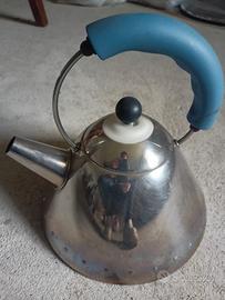 Bollitore vintage marca Alessi modello 9093
