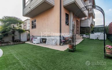 Bilocale con giardino privato + box!