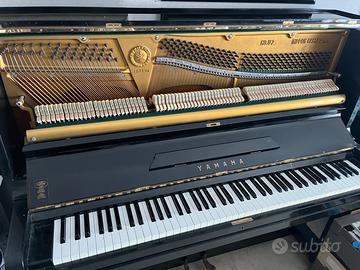 Pianoforte Verticale Yamaha
