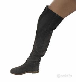 Prada - stivale alto cuissard marrone scamosciato 