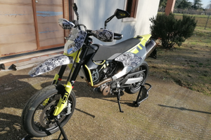 Husqvarna 701 SM no depo
