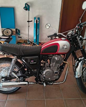 Moto praticamente nuova