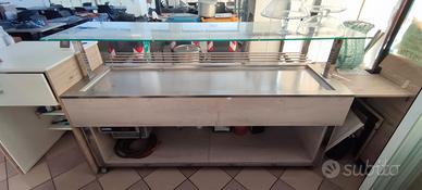 Vetrina refrigerata e illuminata 