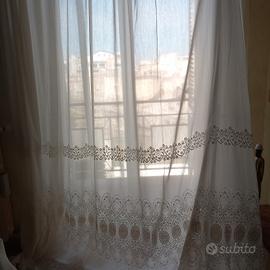 coppia tende salone/camera pizzo