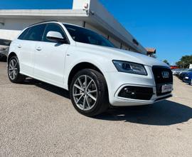 AUDI Q5 2.0 Tdi Quattro S-line Plus 190cv